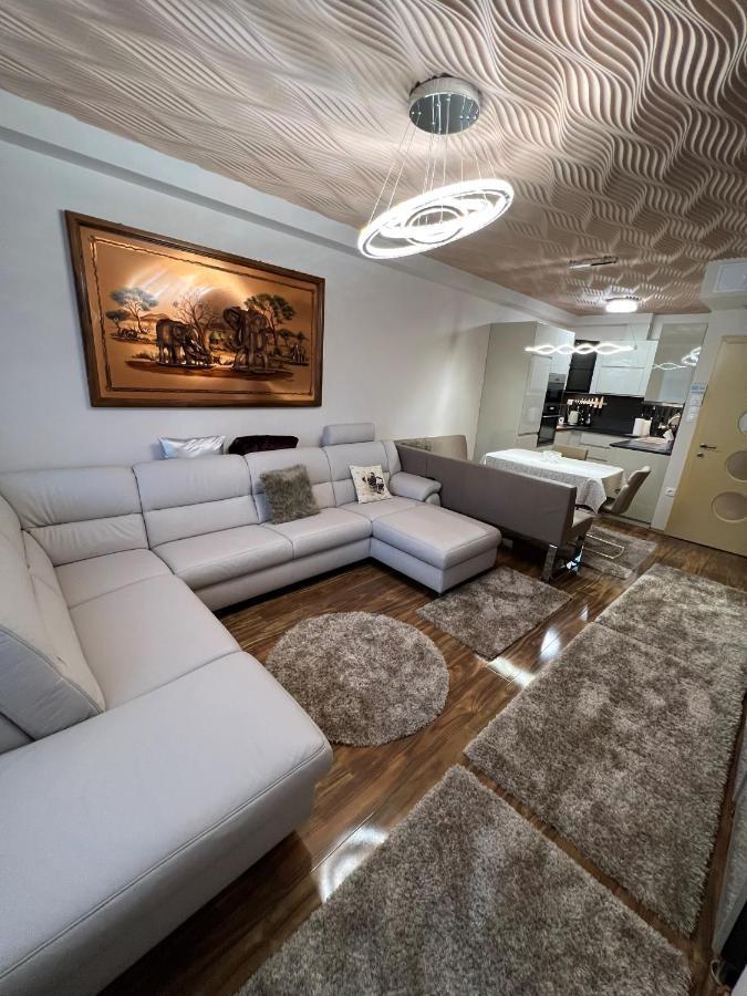 Párizsi Udvar Prémium Apartman Apartman Debrecen Kültér fotó