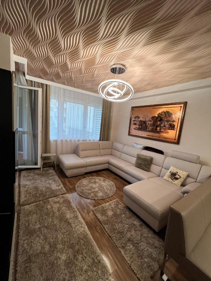 Párizsi Udvar Prémium Apartman Apartman Debrecen Kültér fotó